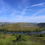 Ernst Cluesserath Weingut & Weinhotelchen