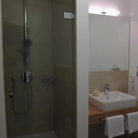 Konukevi Ernst Cluesserath Weingut & Weinhotelchen