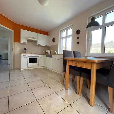 Ernst Cluesserath Weingut & Weinhotelchen Trittenheim