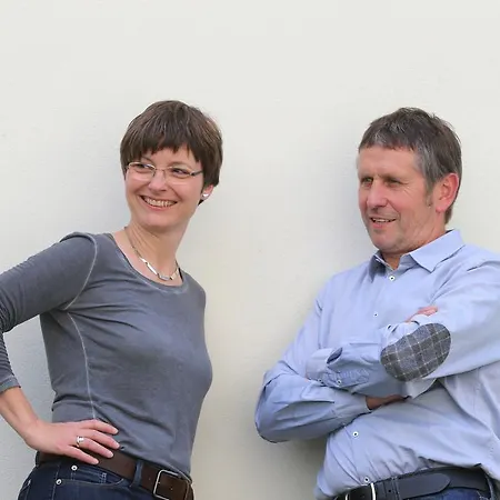 Ernst Cluesserath Weingut & Weinhotelchen Konukevi