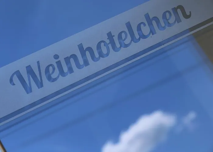 Ernst Cluesserath Weingut & Weinhotelchen Trittenheim