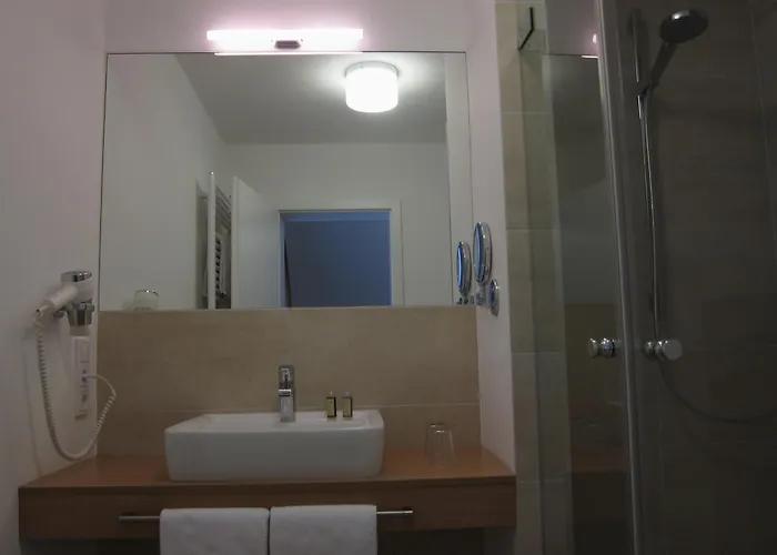 Ernst Cluesserath Weingut & Weinhotelchen Guest house 4*