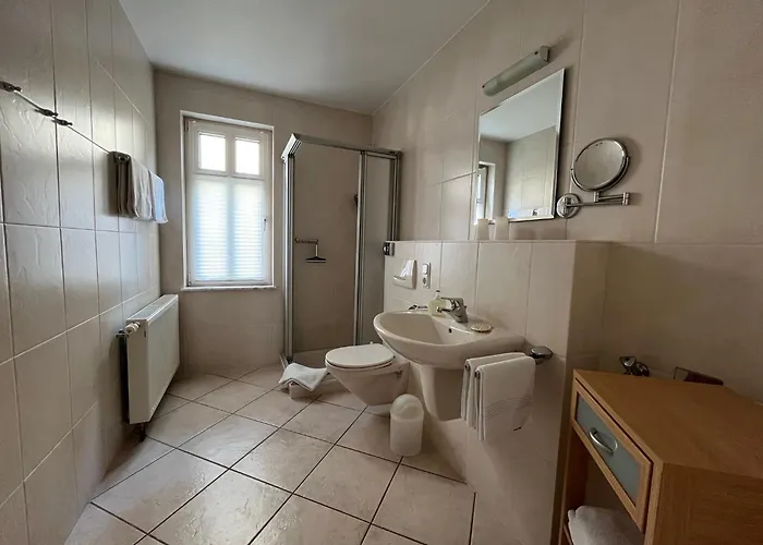 Guest house Ernst Cluesserath Weingut & Weinhotelchen 4*