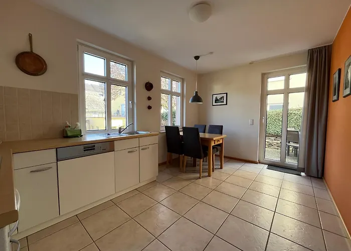 Ernst Cluesserath Weingut & Weinhotelchen Guest house Trittenheim