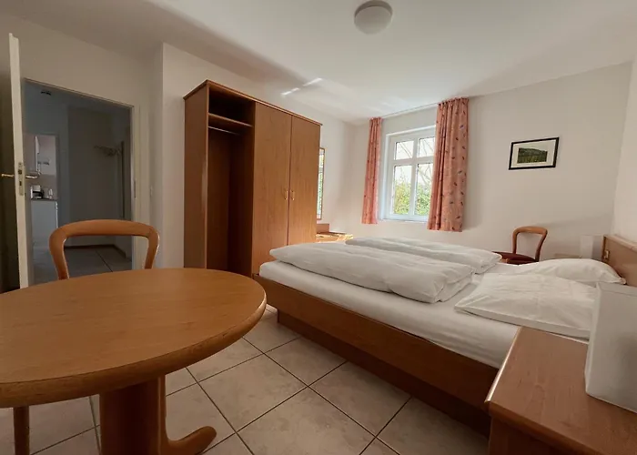 Ernst Cluesserath Weingut & Weinhotelchen