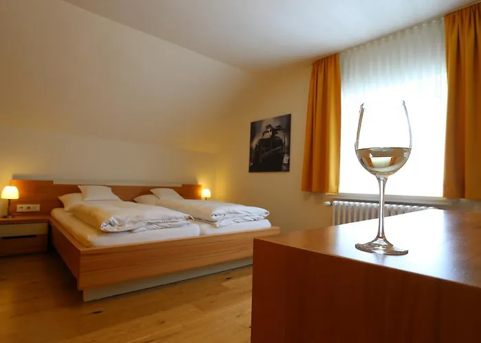 Ernst Cluesserath Weingut & Weinhotelchen Guest house Trittenheim